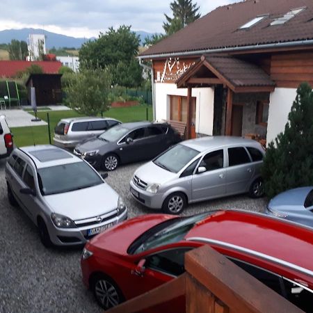 Privat Mrzkan Липтовски-Микулаш Экстерьер фото